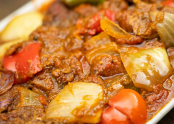 Tomato Stew (with protein of choice)